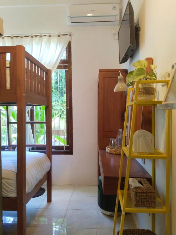 Inn House Homestay Dadapan 外观 照片
