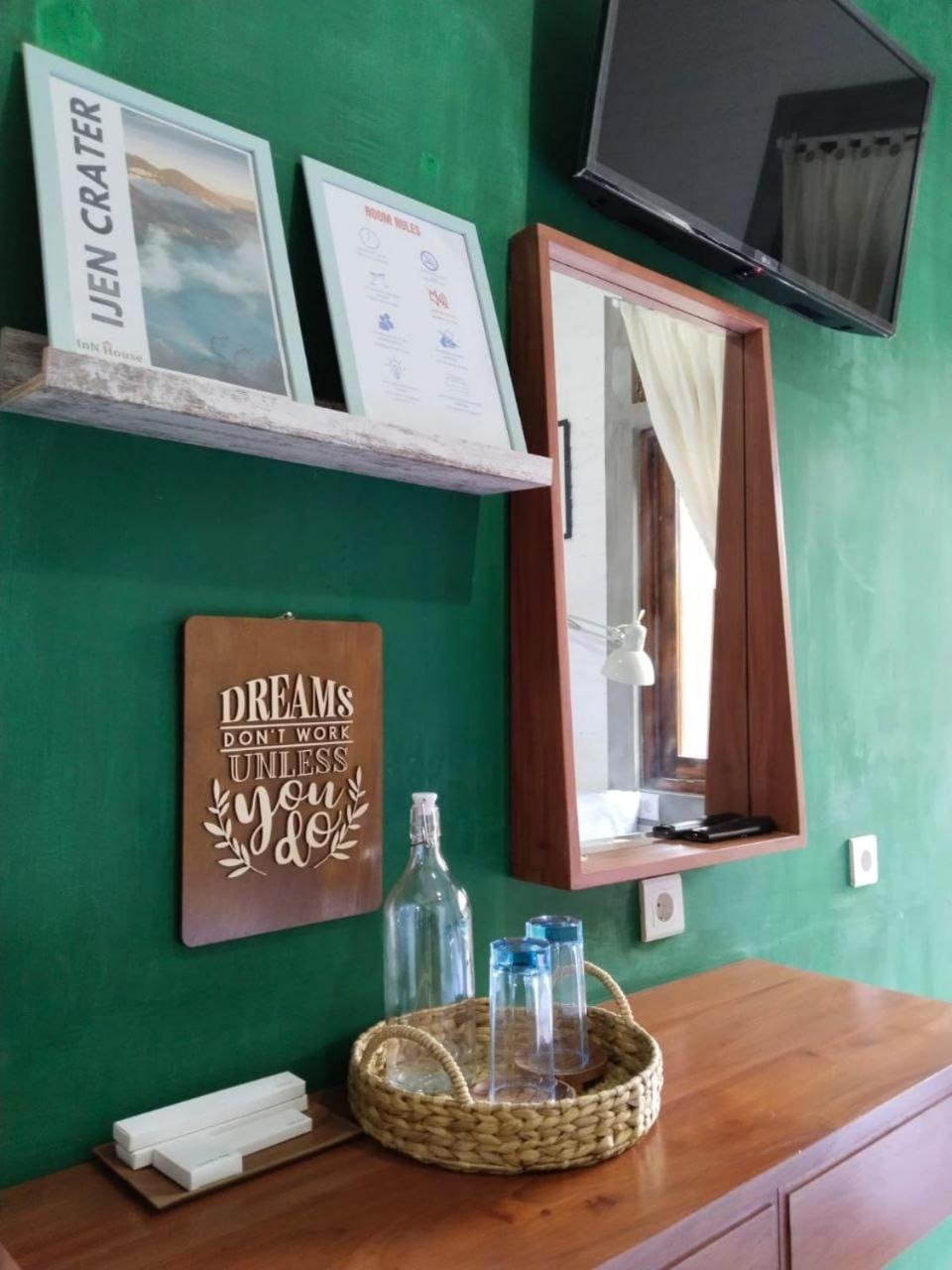 Inn House Homestay Dadapan 外观 照片