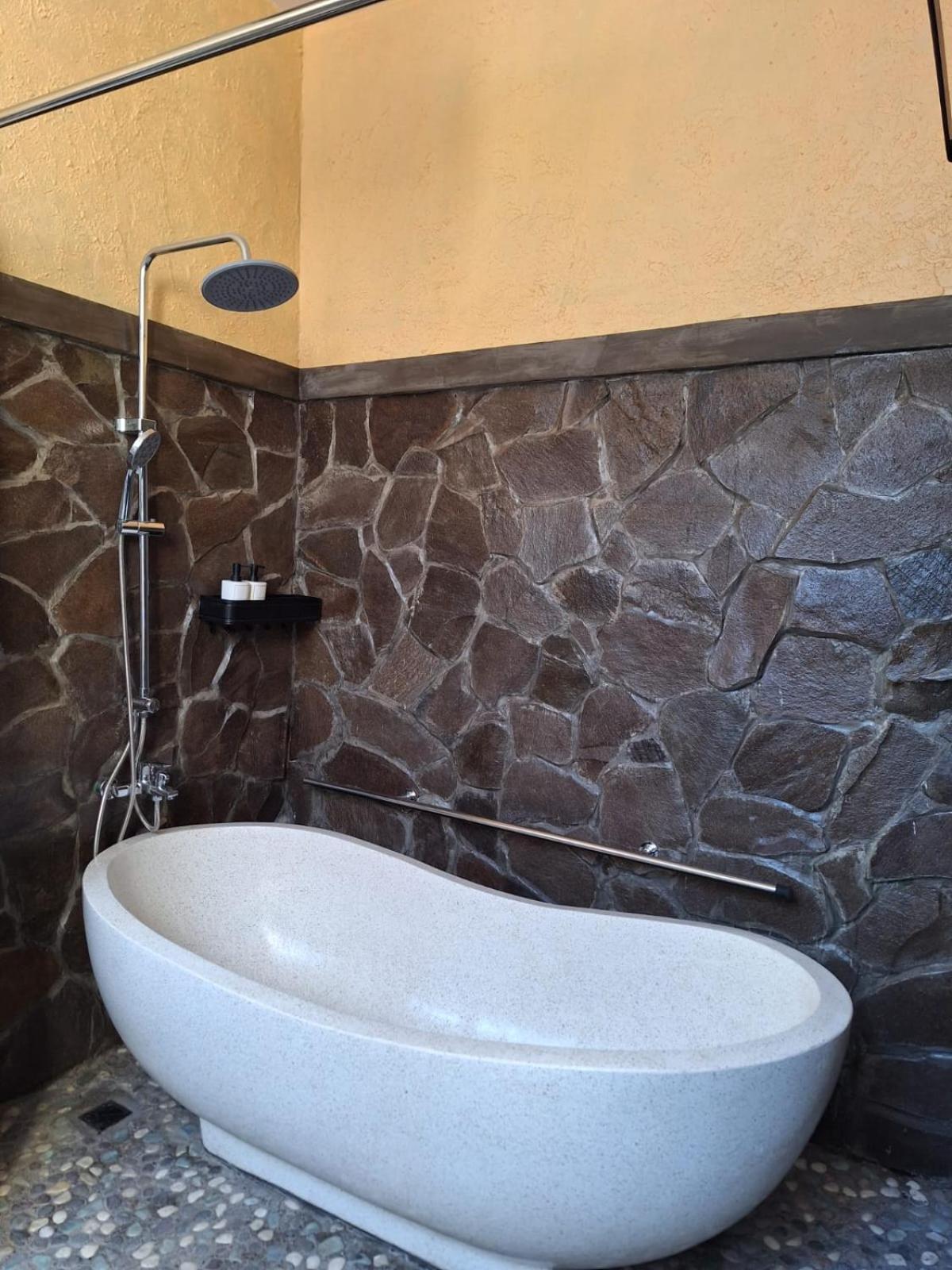 Inn House Homestay Dadapan 外观 照片