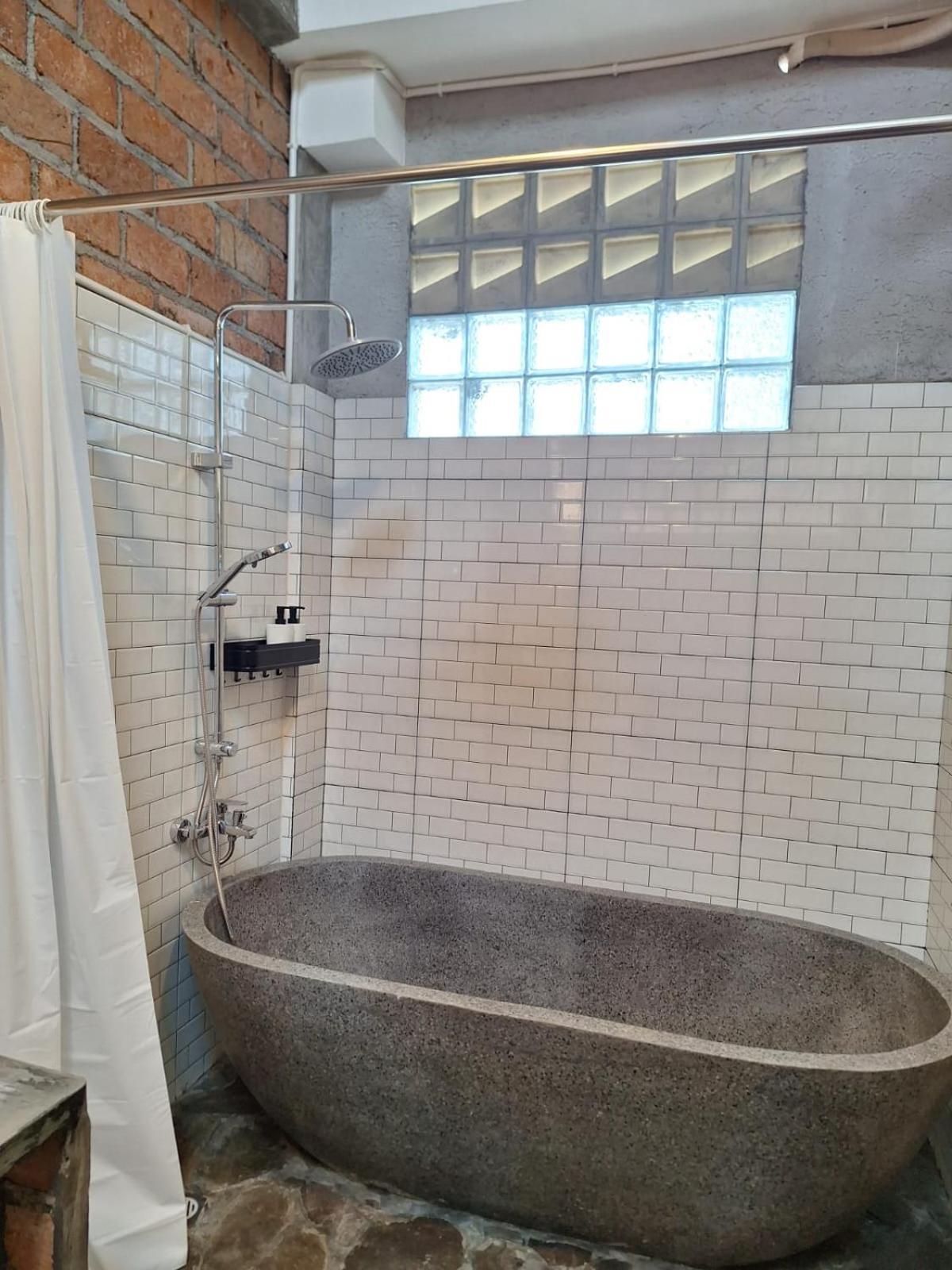 Inn House Homestay Dadapan 外观 照片